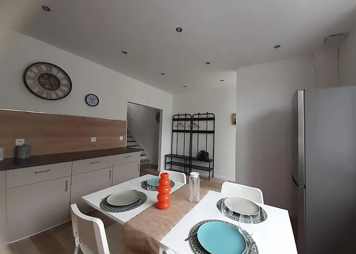 Maison Cosy, Proche Reims, La Nichee Vakantiehuis